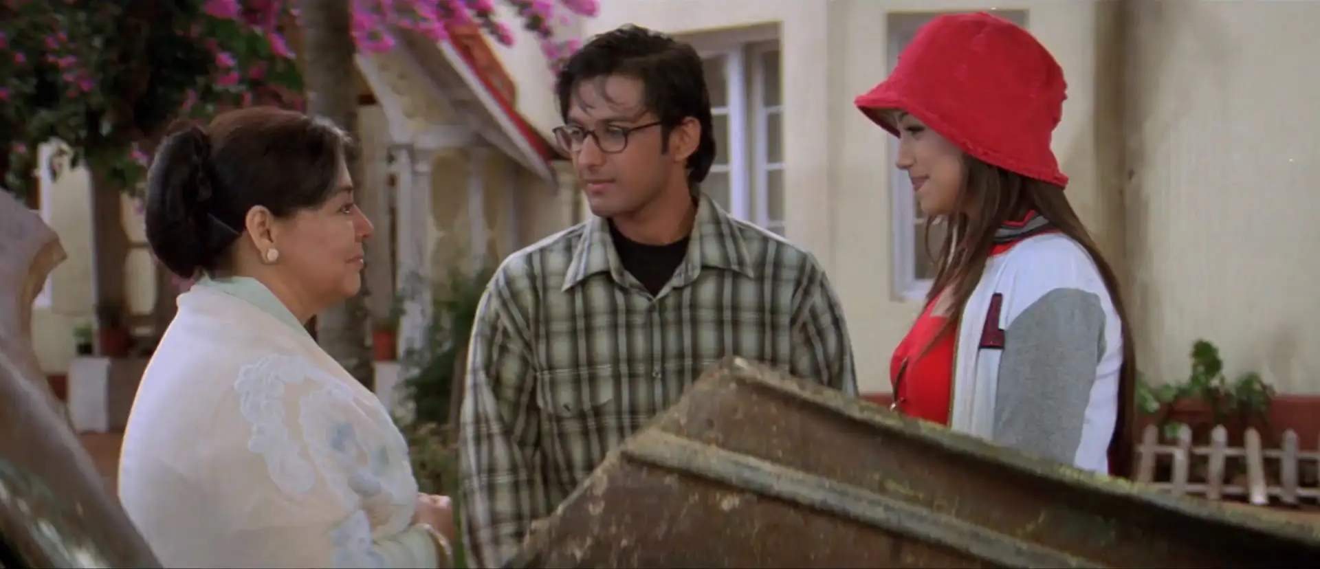 screenshot 070de9 taarzan the wonder car 2004