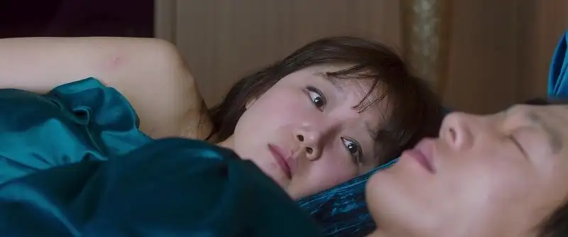 download crazy romance (2019) bluray dual audio {hindi-korean} 480p [425mb] | 720p [1.2gb] | 1080p [2gb]