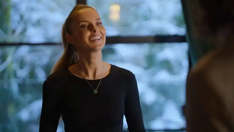 download buying london (2024) season 1 dual audio {hindi-english} 480p | 720p | 1080p nf web-dl