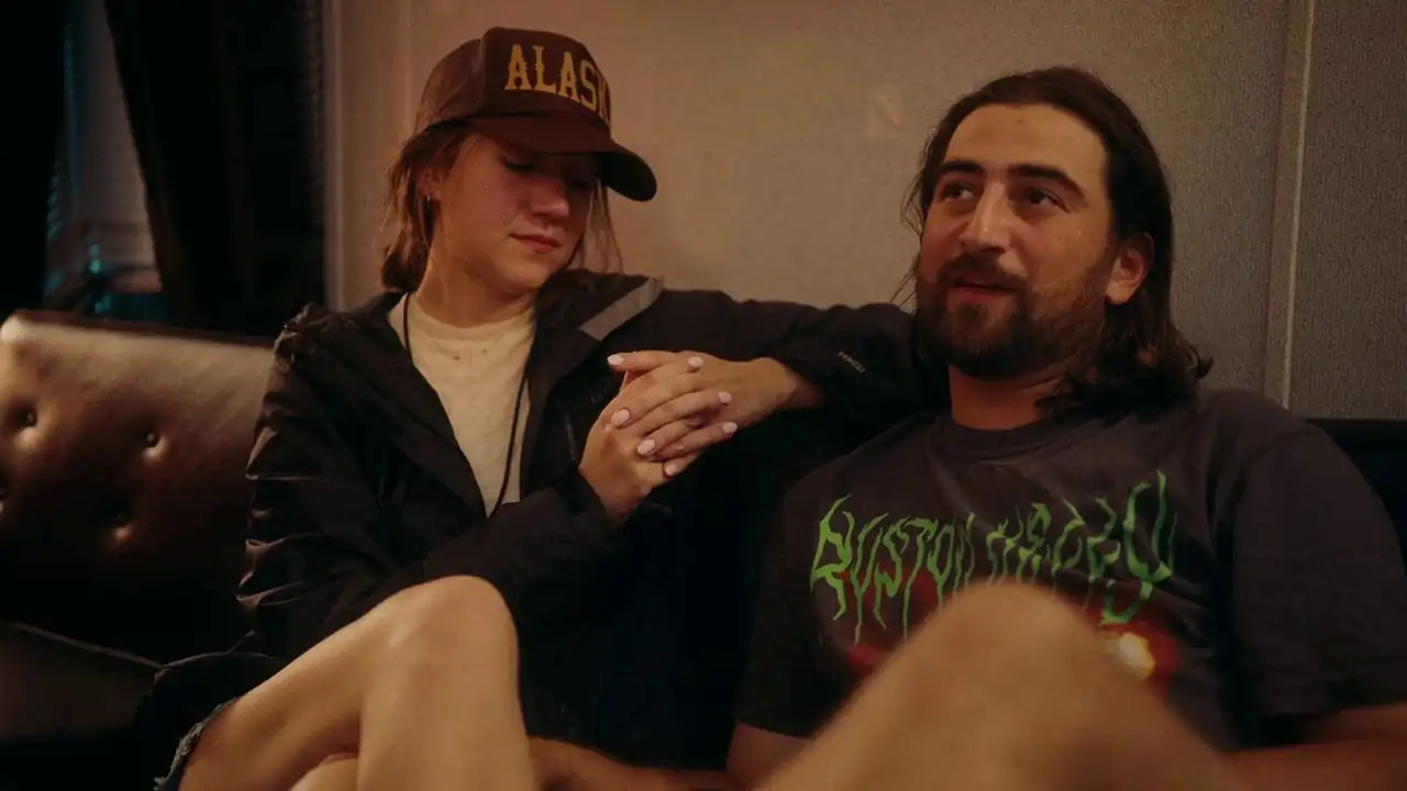 screenshot 153ff0 noah kahan out of body 2026