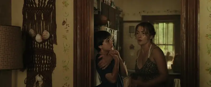 download labor day (2013) dual audio {hindi-english} 480p [450mb] | 720p [1gb] | 1080p [2.3gb]