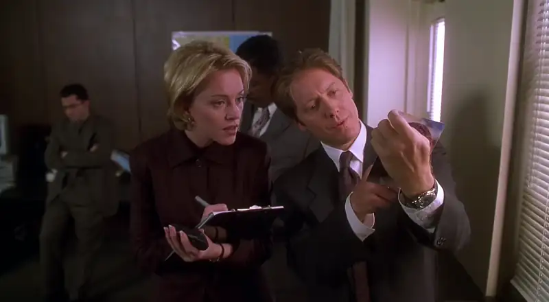 download the watcher (2000) bluray dual audio {hindi-english} 480p [300mb] | 720p [850mb] | 1080p [2gb]