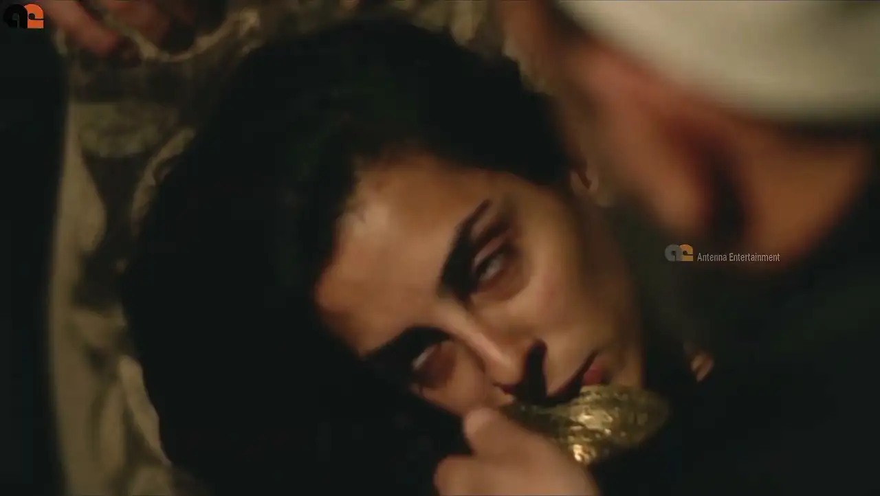 download azem: cin karasi (2014) movie in hindi dubbed 720p [450mb] hevc hdrip