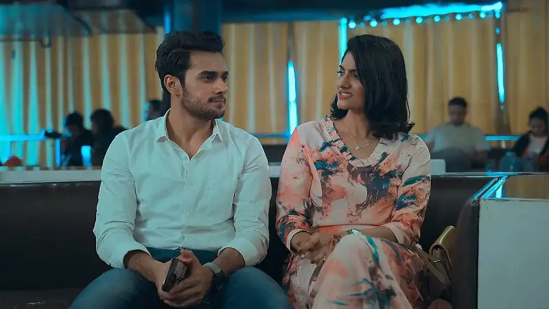 screenshot 1f9040 dead pixels season 1