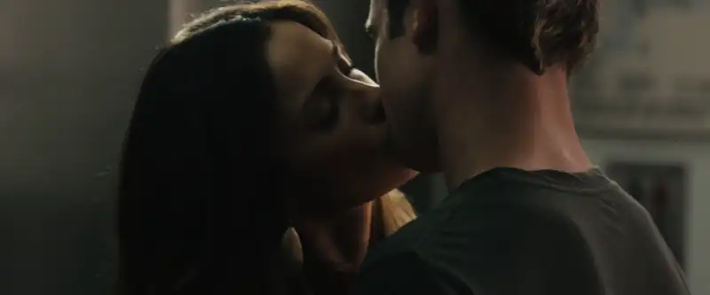 download the roommate (2011) dual audio {hindi-english} 480p [300mb] | 720p [800mb] | 1080p [2gb]