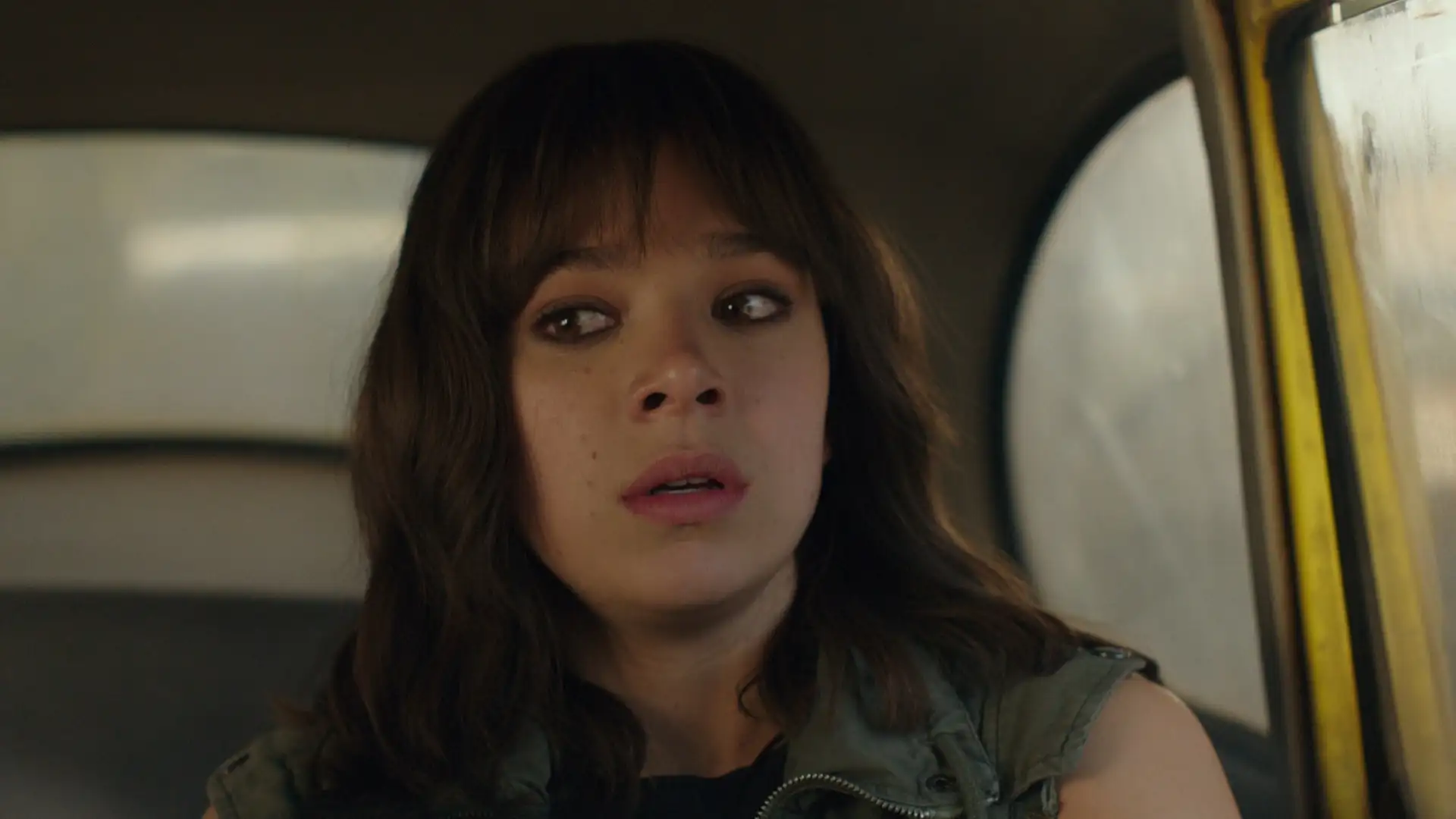 download bumblebee (2018) dual audio {hindi-english} 480p [350mb] | 720p [1.3gb] | 1080p [3gb]