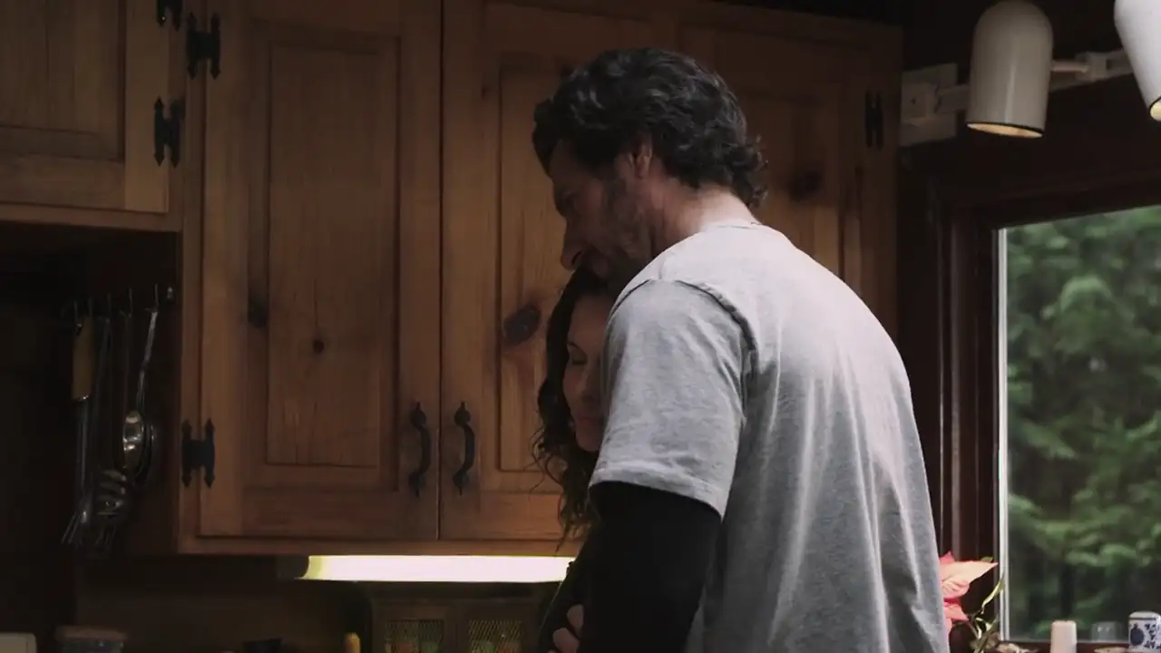 download the 12 disasters of christmas (2012) dual audio {hindi-english} 480p [300mb] | 720p [1.2gb]