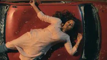 screenshot 2f170b fall season 1