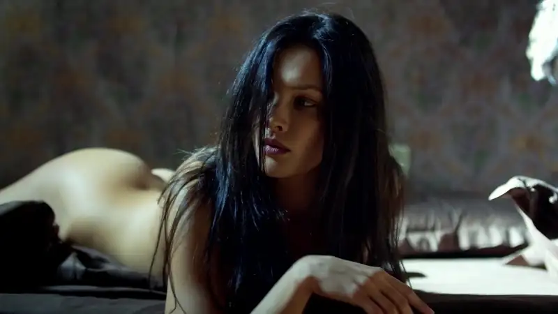 download [18+] locust (season 1 - complete) hindi dubbed (org) series all episodes 480p | 720p web-dl