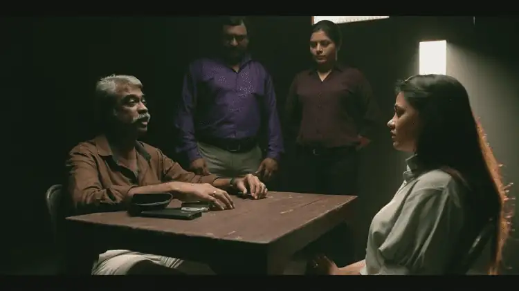 screenshot 35d34e glitter season 1 2021