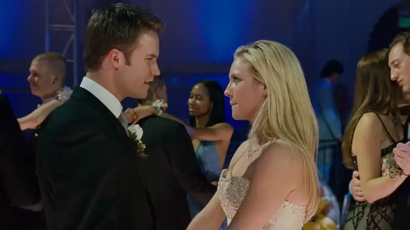 download prom night (2008) bluray dual audio {hindi-english} 480p [300mb] | 720p [800mb] | 1080p [2gb]