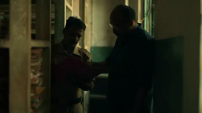 download money mafia (season 1 – 2) dual audio {hindi - english} complete discovery+ original web series 480p | 720p hdrip