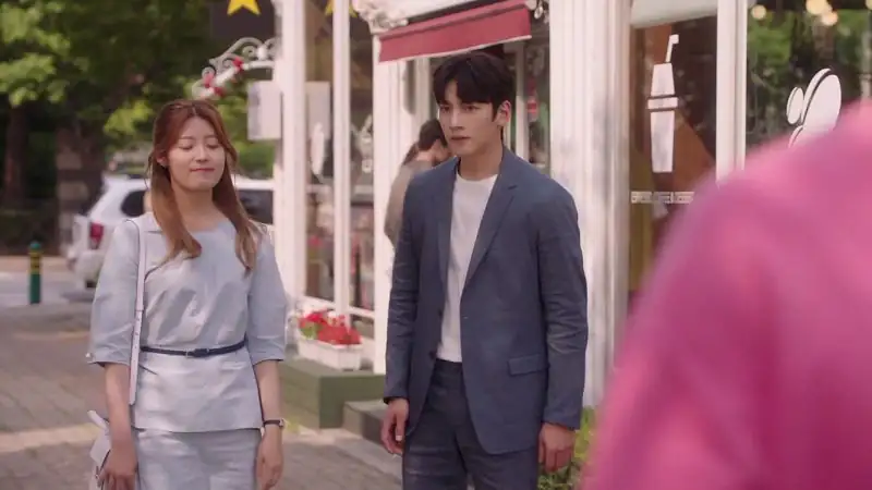 download suspicious partner aka soosanghan pateuneo (season 1) hindi dubbed complete series web-dl 720p [300mb]