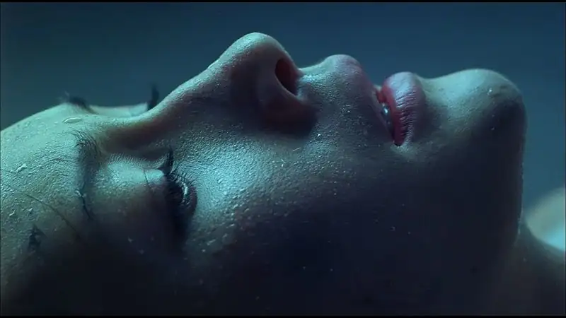 download naked weapon (2002) bluray dual audio {hindi-english} 480p [320mb] | 720p [750mb] | 1080p [2.2gb]