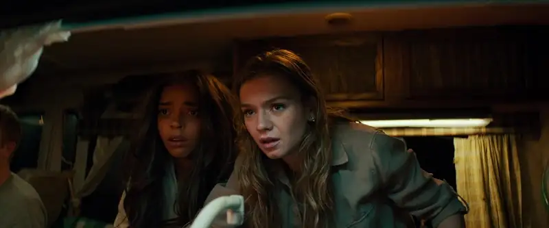 download dont turn out the lights (2023) {english with subtitles} full movie web-dl 480p [400mb] | 720p [970mb] | 1080p [2.2gb]