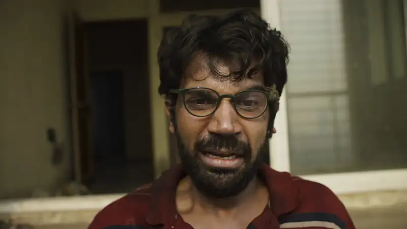 screenshot 4b6f32 trapped 2016