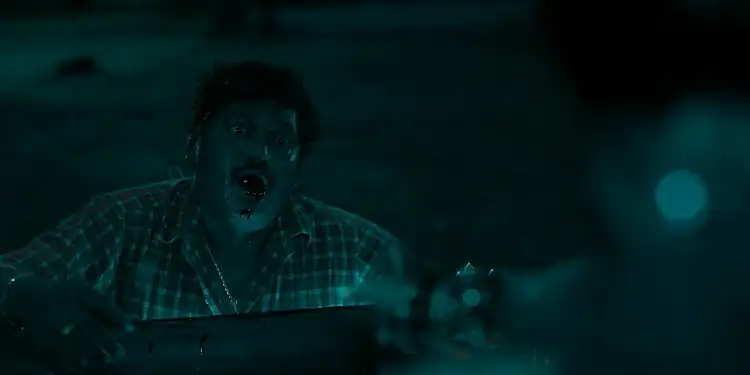 screenshot 51ba23 the village season 1