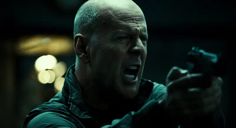 download die hard 5: a good day to die hard (2013) dual audio {hindi-english} 480p [350mb] | 720p [1gb] | 1080p [3gb]