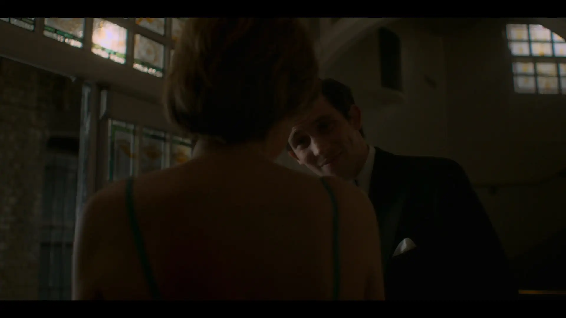 download the crown (2020) season 4 hindi dubbed complete netflix web series 480p | 720p web-dl