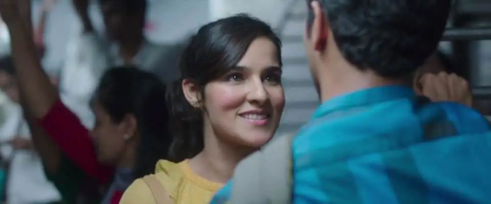 download netflix love per square foot (2018) hindi full movie 480p [400mb] | 720p [950mb] | 1080p [2.2gb]