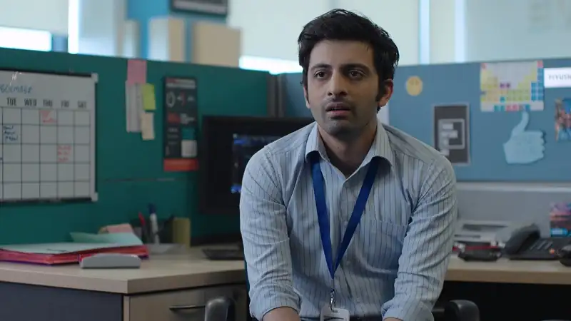 screenshot 5d9d0e cubicles season 4