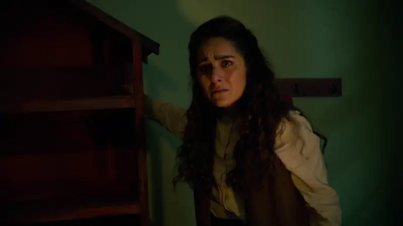 download my encounter with evil (2022) season 1 complete netflix original english web series 720p hevc [250mb] web-dl