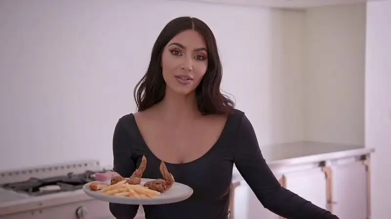 download the kardashians (season 1 - 3) [s03e07 added] english with subtitles web-dl 720p [300mb]