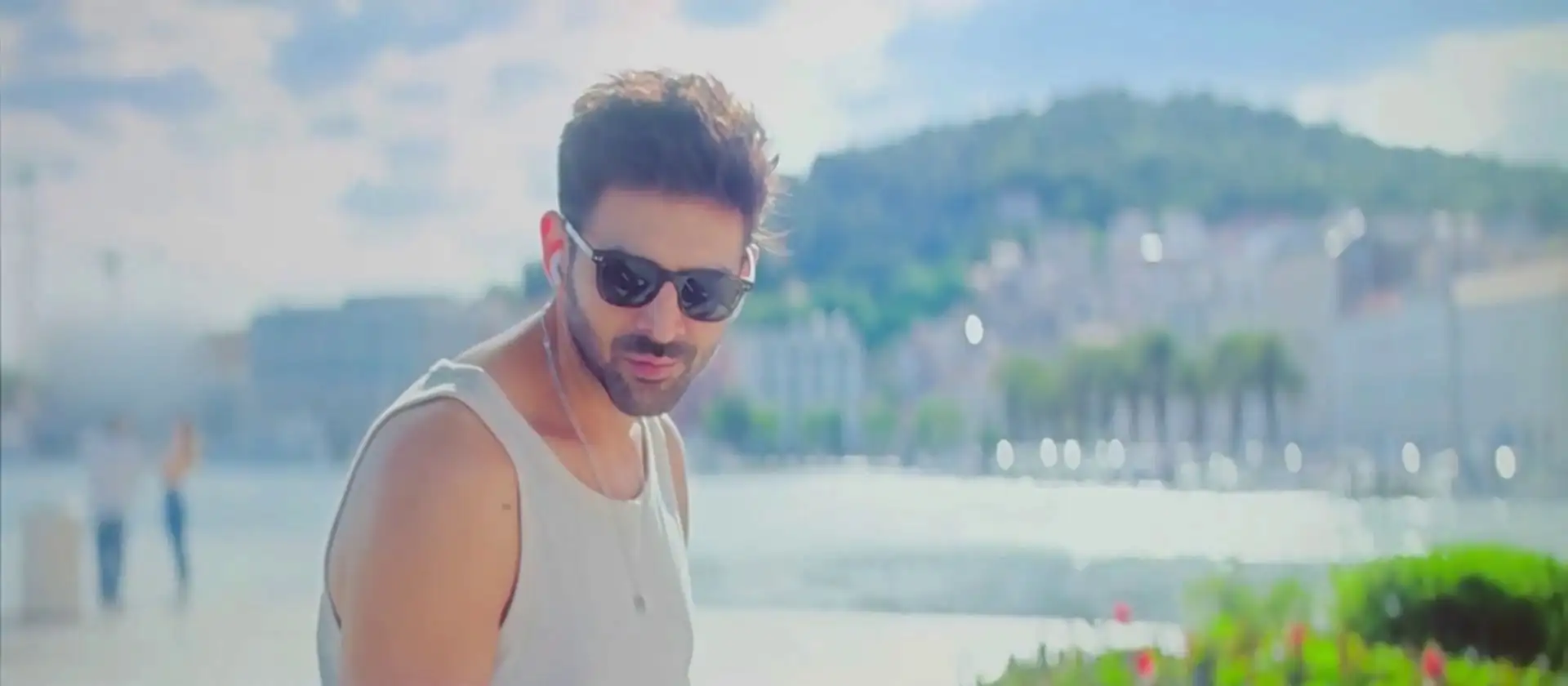 screenshot 66beec tu meri main tera main tera tu meri 2025