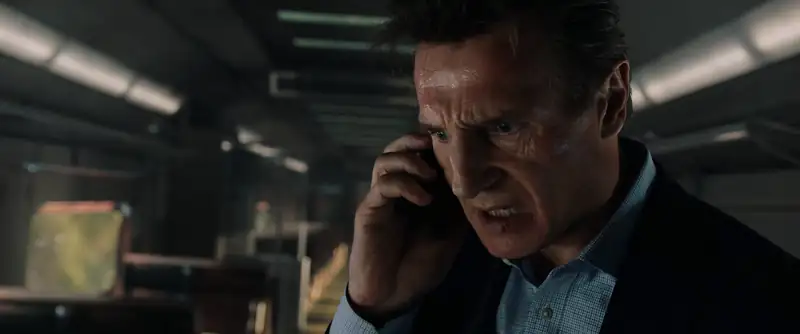 download the commuter (2018) bluray {english with subtitles} full movie 480p [350mb] | 720p [850mb] | 1080p [2.3gb]