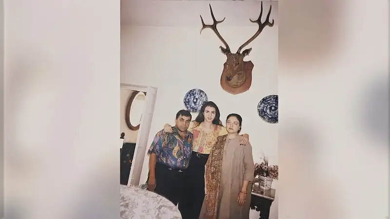 screenshot 6aa3e3 dancing on the grave season 1