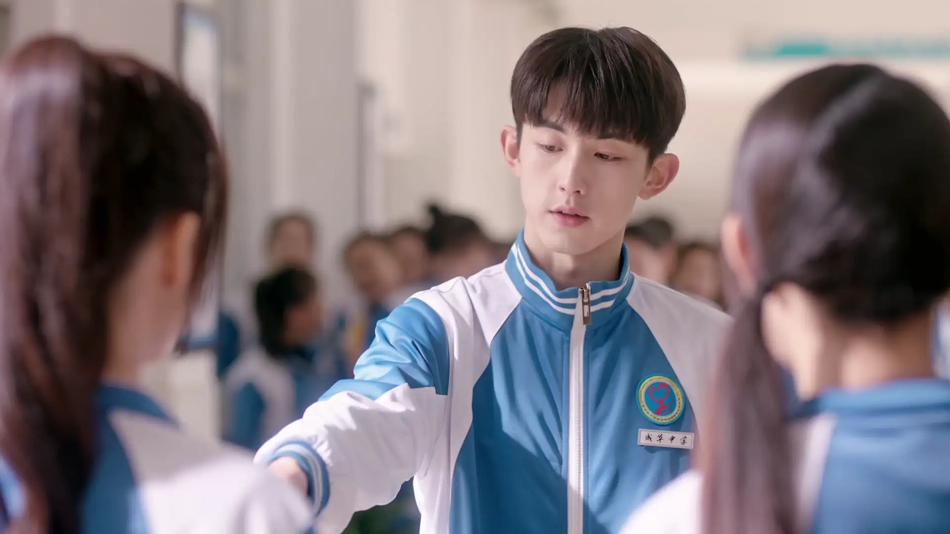 download meeting you (season 1) hindi dubbed series web- dl 720p [300mb]