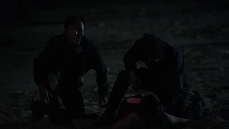 screenshot 6c195c the game you never play alone season 1