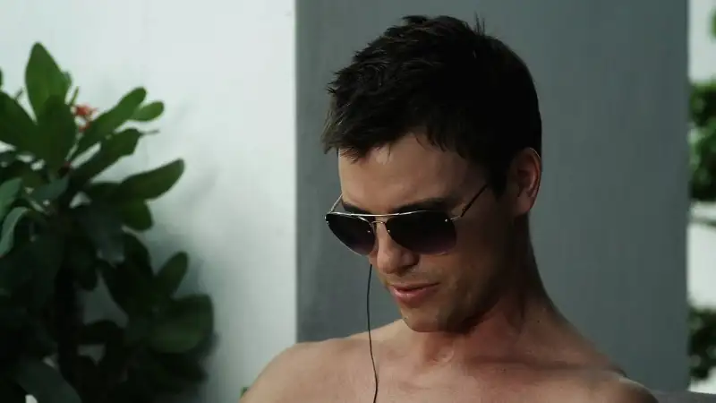 download a stranger in paradise (2013) dual audio [hindi + english] web-dl 480p [270mb] | 720p [740mb] | 1080p [1.7gb]