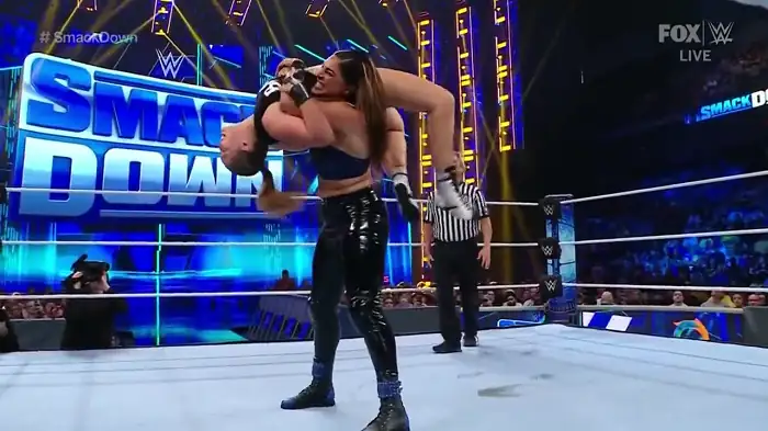 download wwe friday night smackdown 13th may (2022) english full wwe show 480p [400mb] | 720p [800mb]