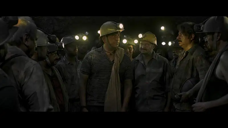 screenshot 73709d mission raniganj netflix 2023