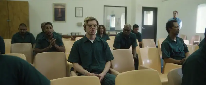 download dahmer – monster: the jeffrey dahmer story (2022) season 1 dual audio {hindi-english} 480p | 720p | 1080p web-dl