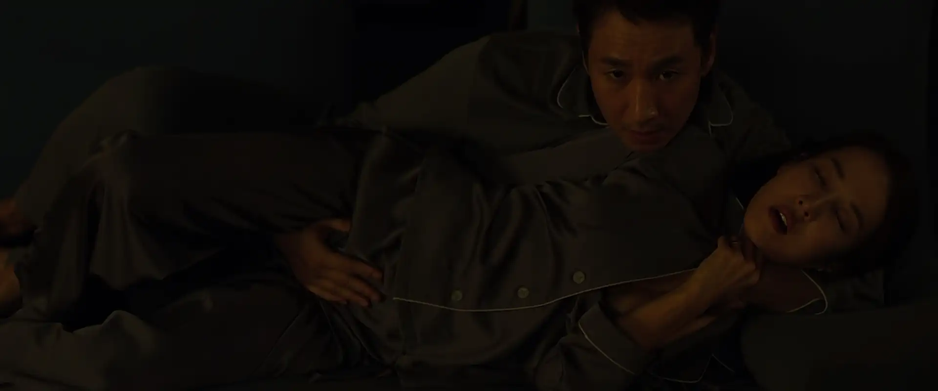 download parasite (2019) dual audio {hindi-korean} 480p [450mb] | 720p [1.4gb] | 1080p | [2.3gb]