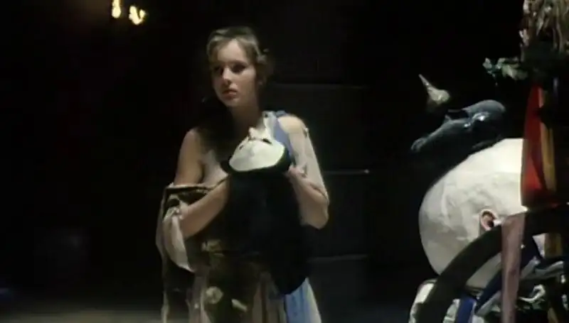 download henry's romance (1993) unrated-hdrip dual audio {hindi-french} 480p [370mb] | 720p [700mb] | 1080p [1.2gb]