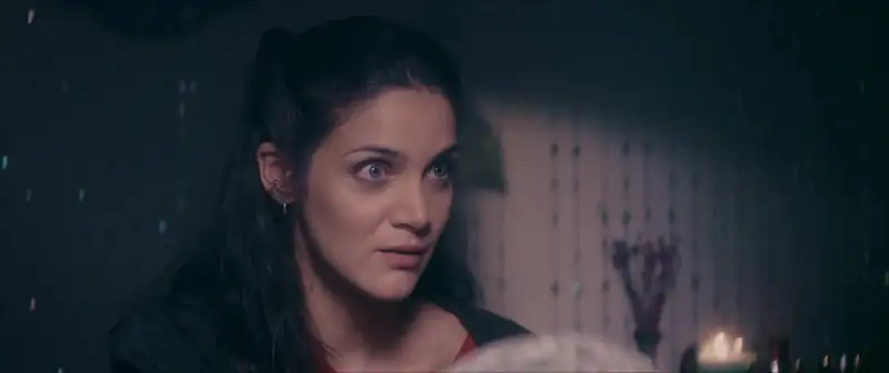 download ghosting gloria (2021) web-dl hindi dubbed [org] full movie 480p [400mb] | 720p [950mb] | 1080p [2.7gb]