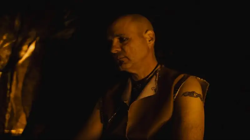 download broken gaiete (2020) web-dl dual audio {hindi-english} 480p [400mb] | 720p [1.2gb]