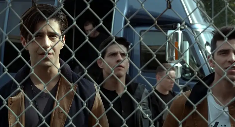 download battle of the year (2013) dual audio [hindi + english] blu-ray 480p [400mb] | 720p [1gb] | 1080p [2.3gb]