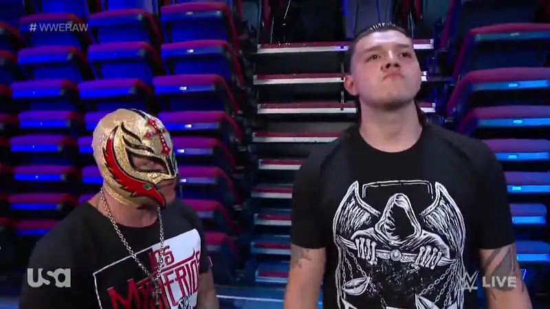 download wwe monday night raw - 12th september 2022 english full wwe show 480p [650mb] | 720p [1.2gb] hdrip