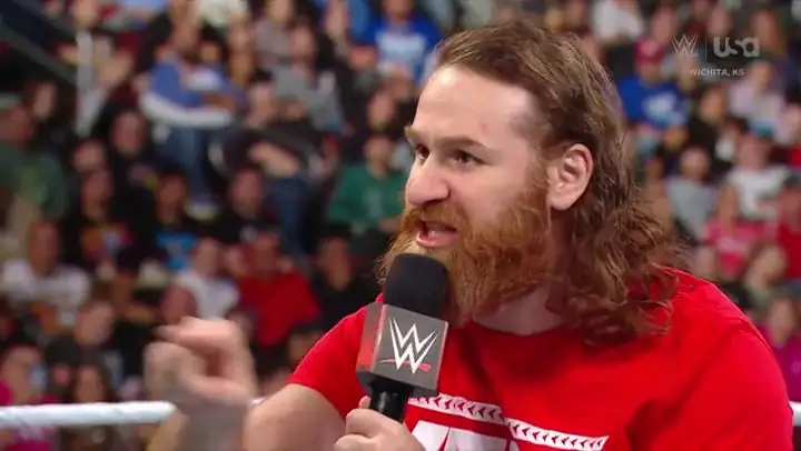 download wwe monday night raw (9th december 2024) english full wwe show 480p 720p 1080p hdrip