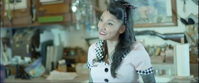 download 6 wheels from hell! (2022) dual audio [hindi + english] web-dl 480p [300mb] | 720p [900mb] | 1080p [2.5gb]