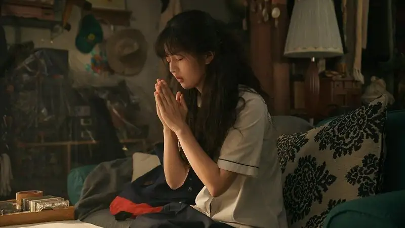 screenshot 90981d love untangled 2025