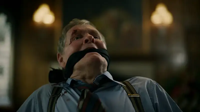 download hunters - amazon original (season 1 - 2) dual audio {hindi-english} 720p [200mb] hevc web-dl