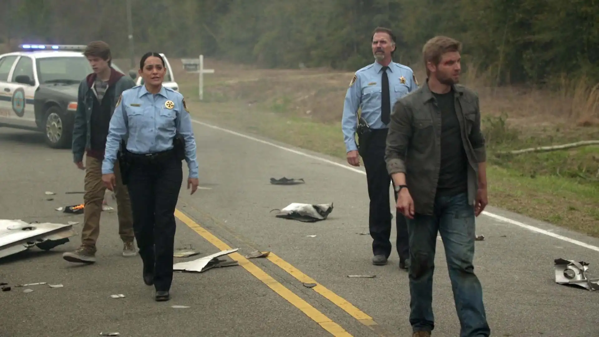 download under the dome (season 1) hindi dubbed complete web series web-dl 480p [100mb] | 720p [350mb]