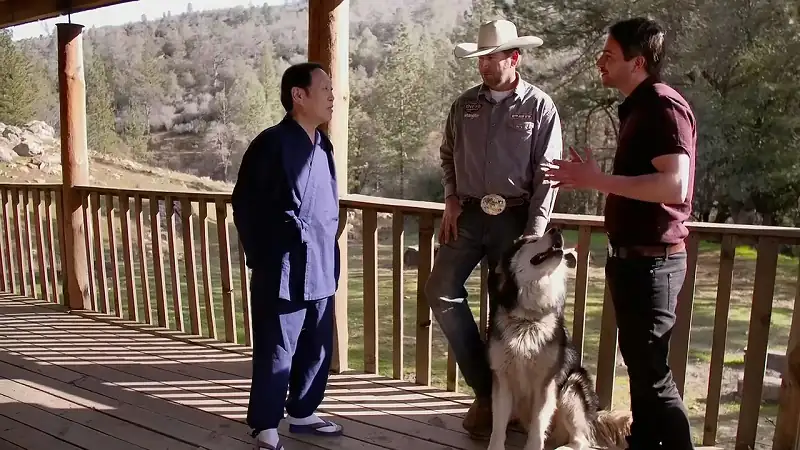 screenshot a3db25 extraordinary humans season 1