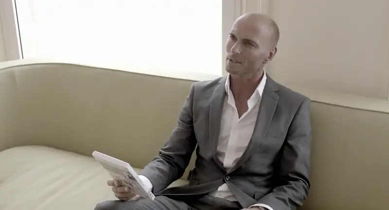 download interview with a hitman (2012) dual audio {hindi-english} 480p [350mb] | 720p [900mb] | 1080p [2gb]