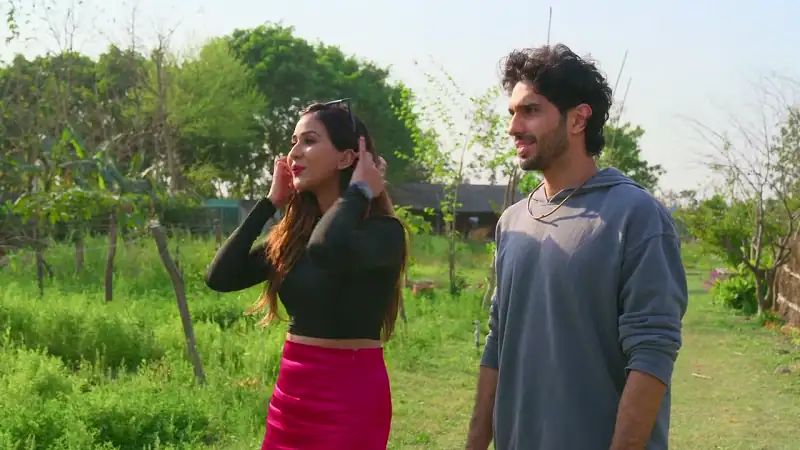 screenshot b1c0d9 irl in real love 2023